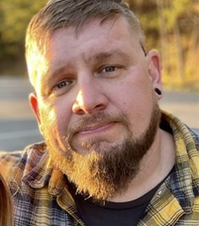 Chris Slagle headshot